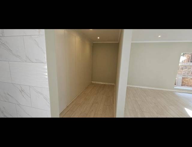 4 BEDROOM HOUSE FOR SALE IN FLORAUNA